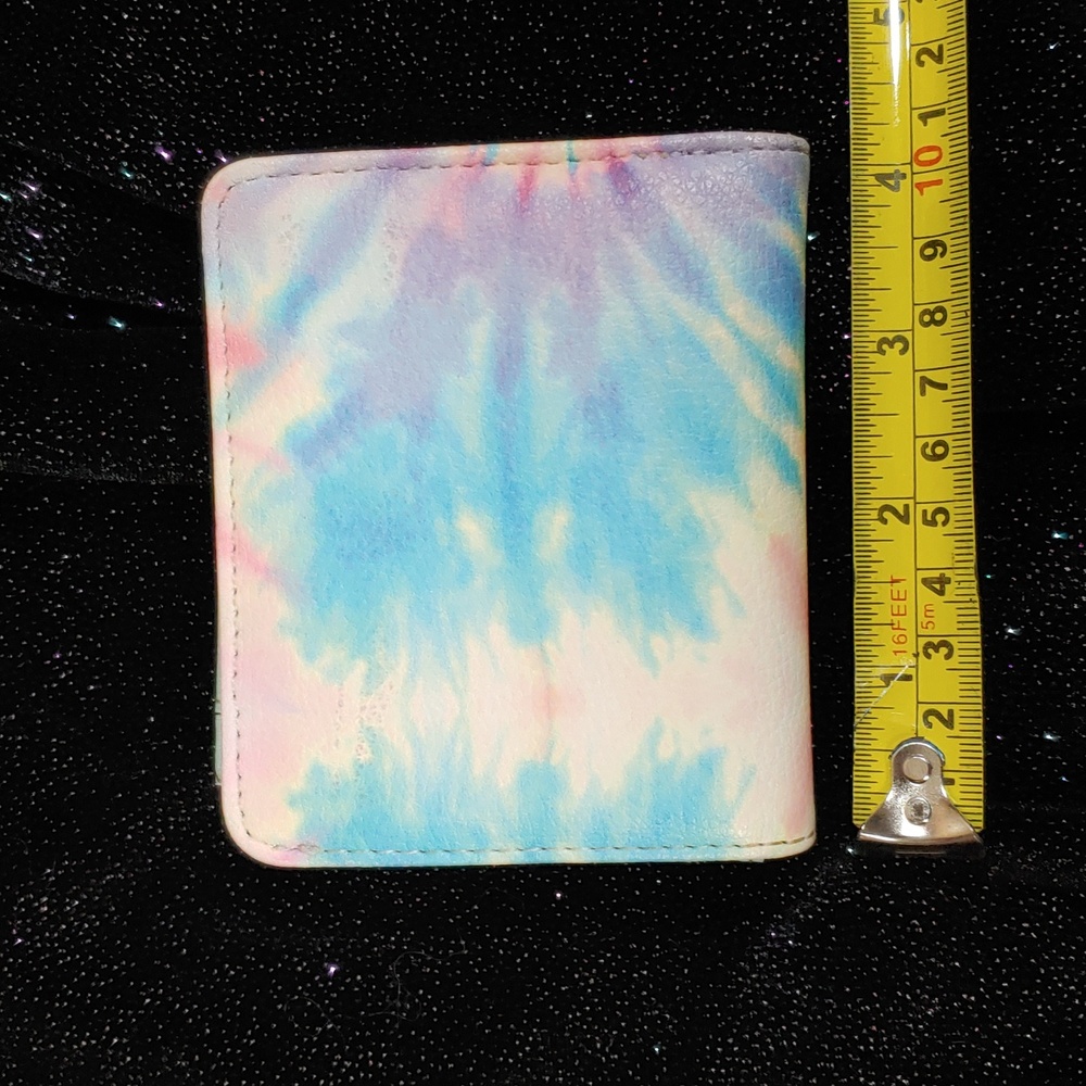 Betsey Johnson Luv Betsey Pastel Small Wallet - Picture 9 of 10